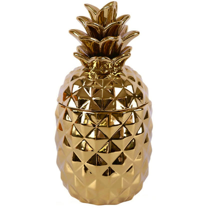 Keramička posuda. Ananas